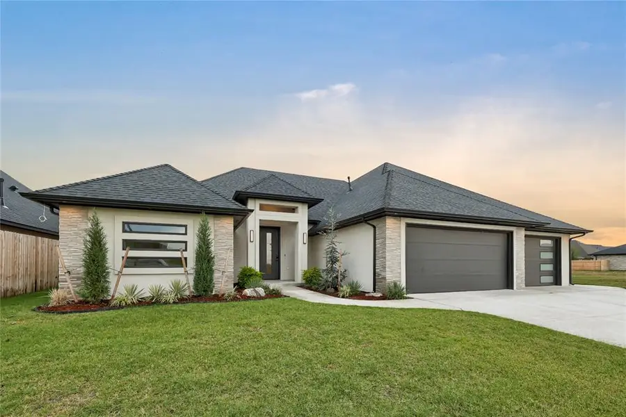 9313 NW 79th Terrace, Yukon, OK 73099 - #2