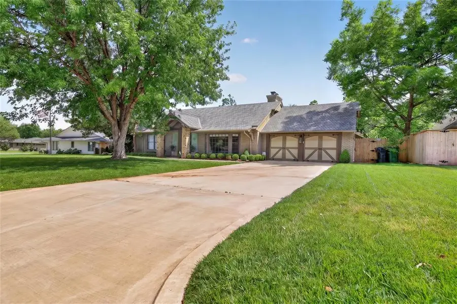 2606 Warwick Drive, Oklahoma City, OK 73116 - #2