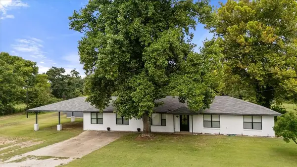 649 Clouse Road, Broken Bow, OK 74728