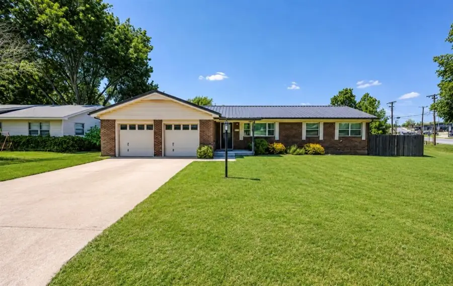 2 Shannon Drive, Chickasha, OK 73018 - #3