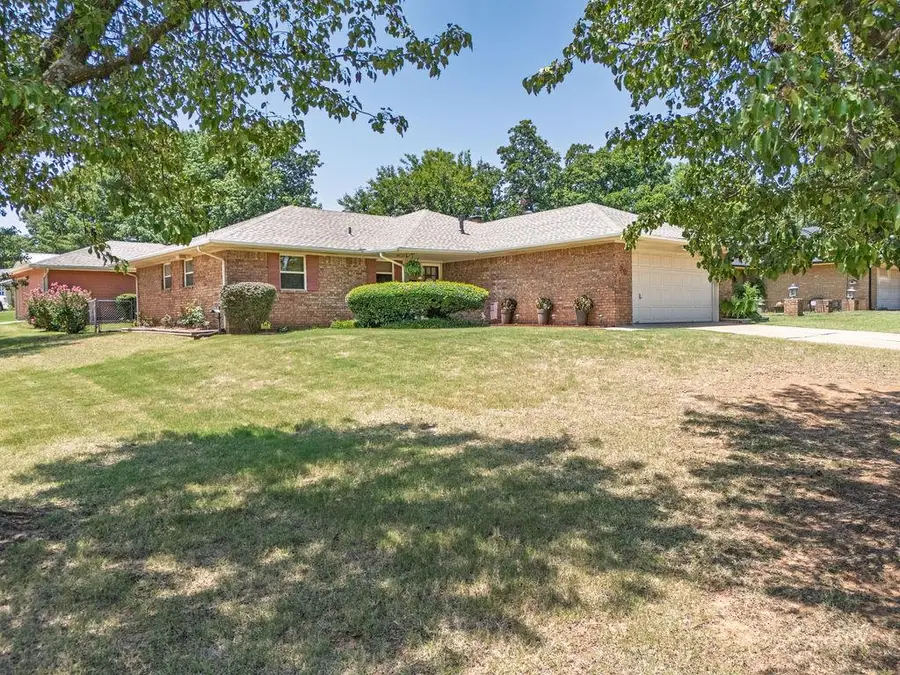 29 Sequoyah Boulevard, Shawnee, OK 74801 - #2