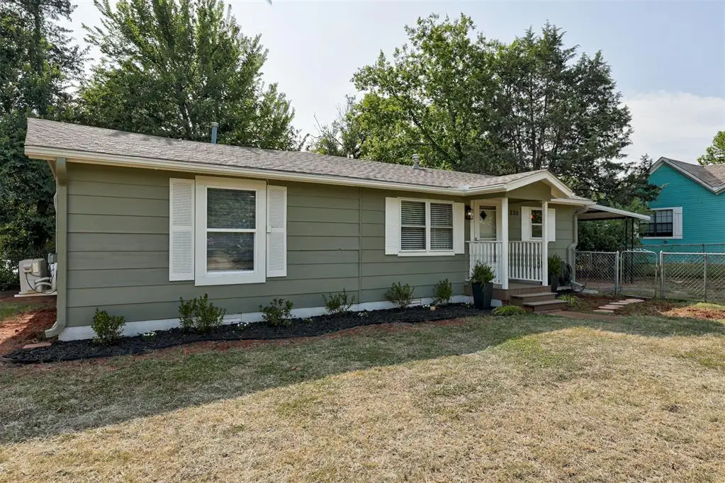 320 S Pine Street, Guthrie, OK 73044 - #1