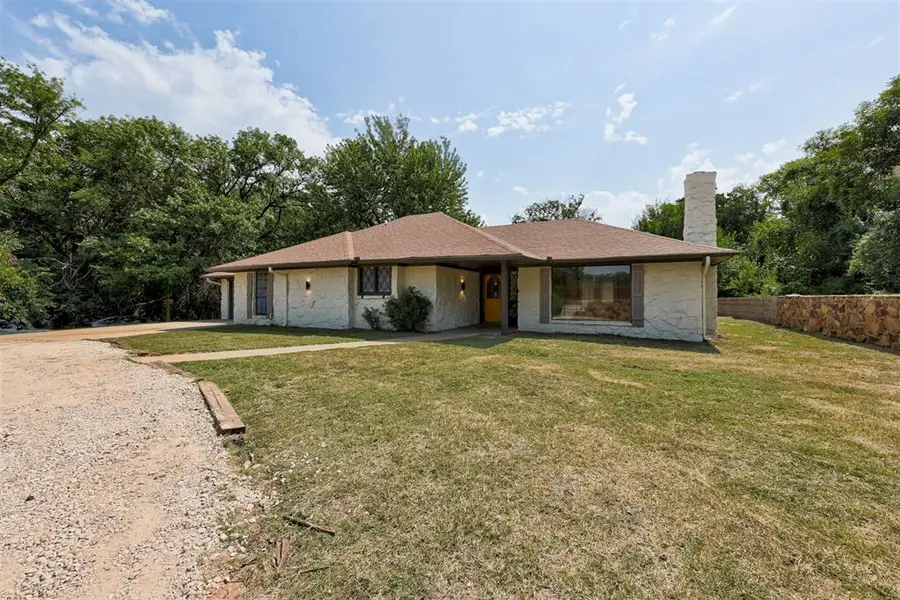 1002 S Pine Street, Guthrie, OK 73044 - #3