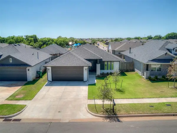 305 Pergola Street, Yukon, OK 73099