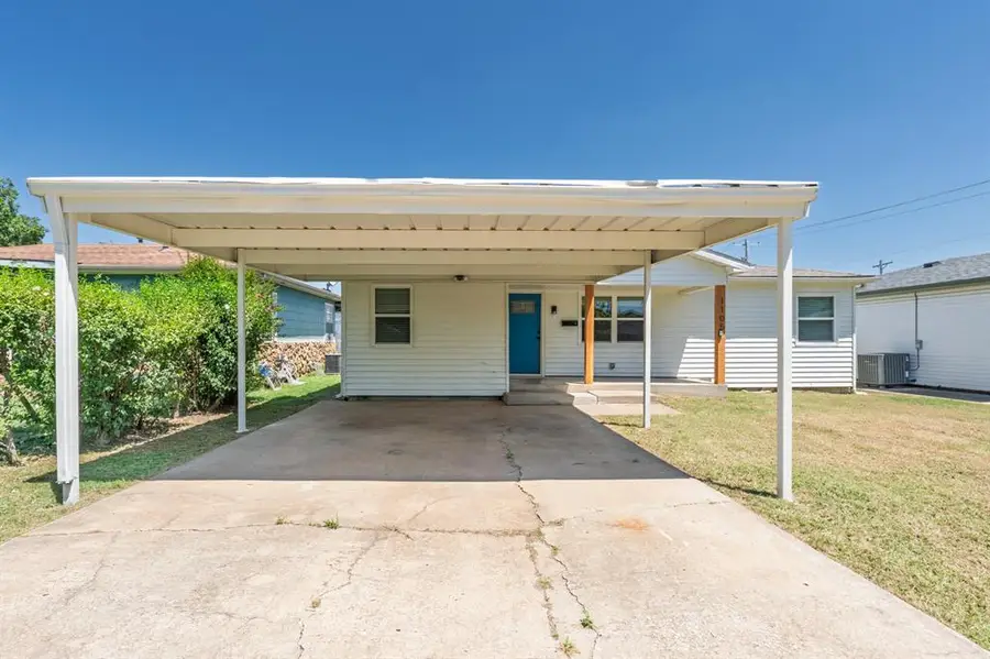1105 N Mckinley Avenue, Shawnee, OK 74801 - #2