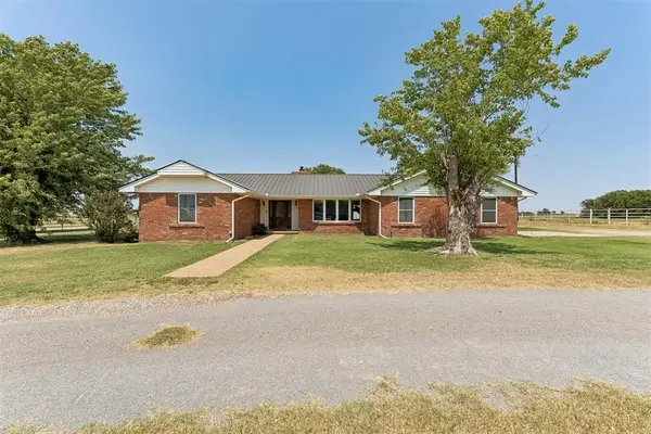 258400 E 805 Road, Watonga, OK 73772