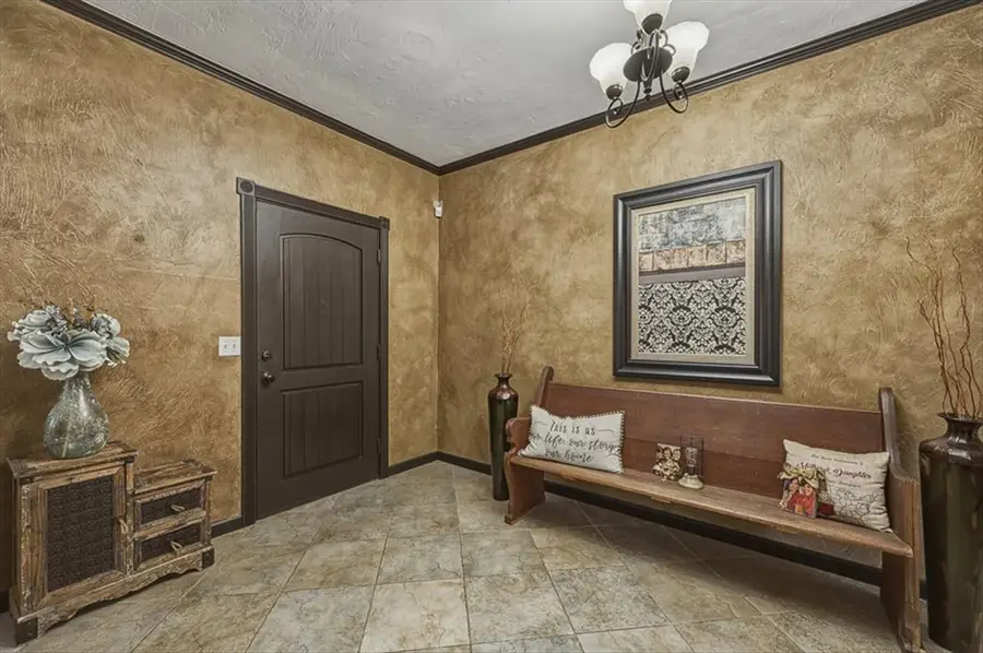 19704 Harness Court, Edmond, OK 73012 - #3