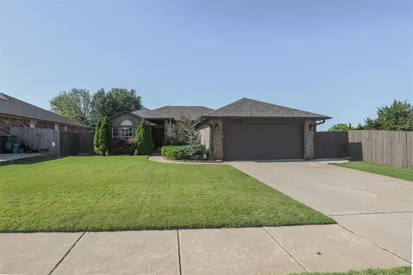 12404 Rockgate, Yukon, OK 73099