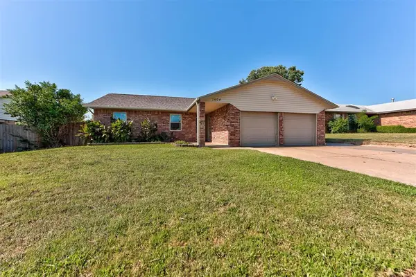 1404 SE 7th Street, Moore, OK 73160