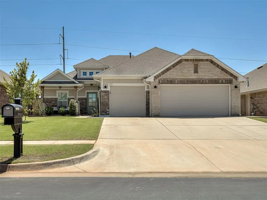 2916 SE 24th Street, Moore, OK 73160 - #1