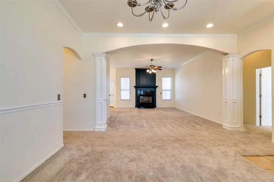 551 W Geronimo Court Way, Mustang, OK 73064 - #3