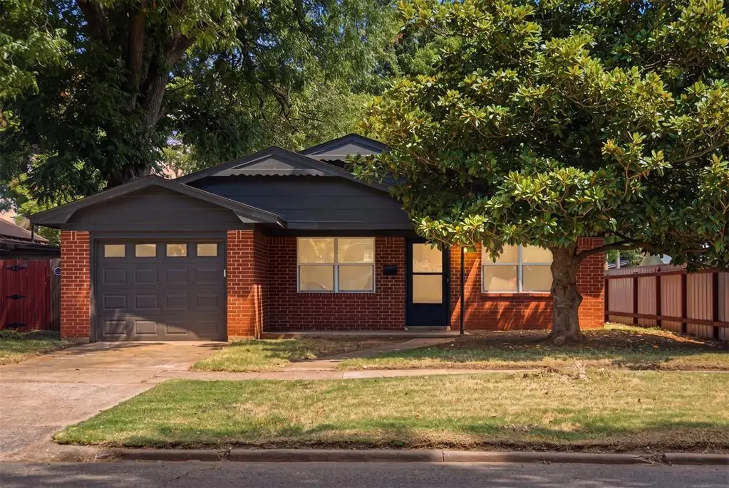 420 W Minnesota Avenue, Chickasha, OK 73018 - #1