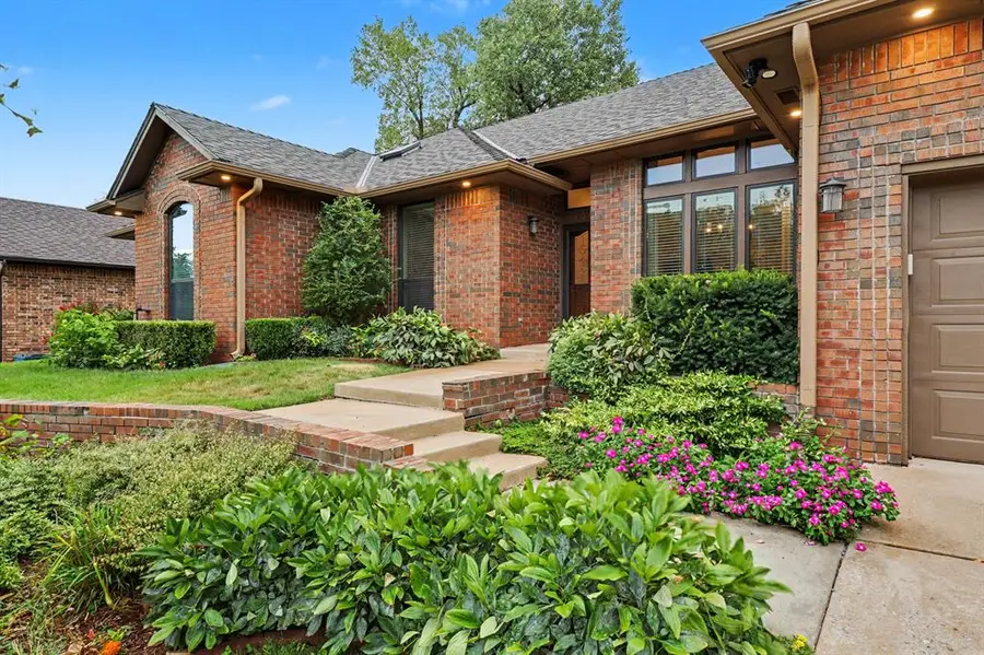 2004 N Ridgecrest Road, Edmond, OK 73013 - #2