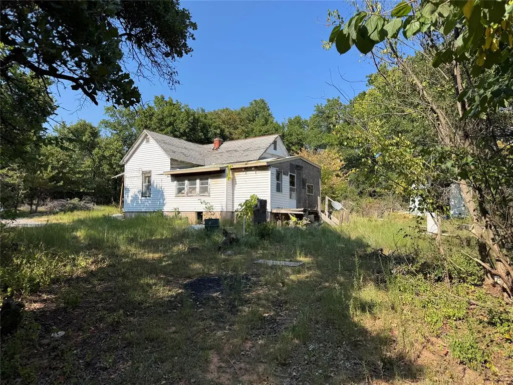 16110 E Tecumseh Road, Norman, OK 73026 - #1