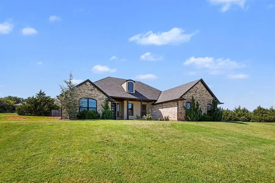 2154 County Street 2979, Blanchard, OK 73010 - #2