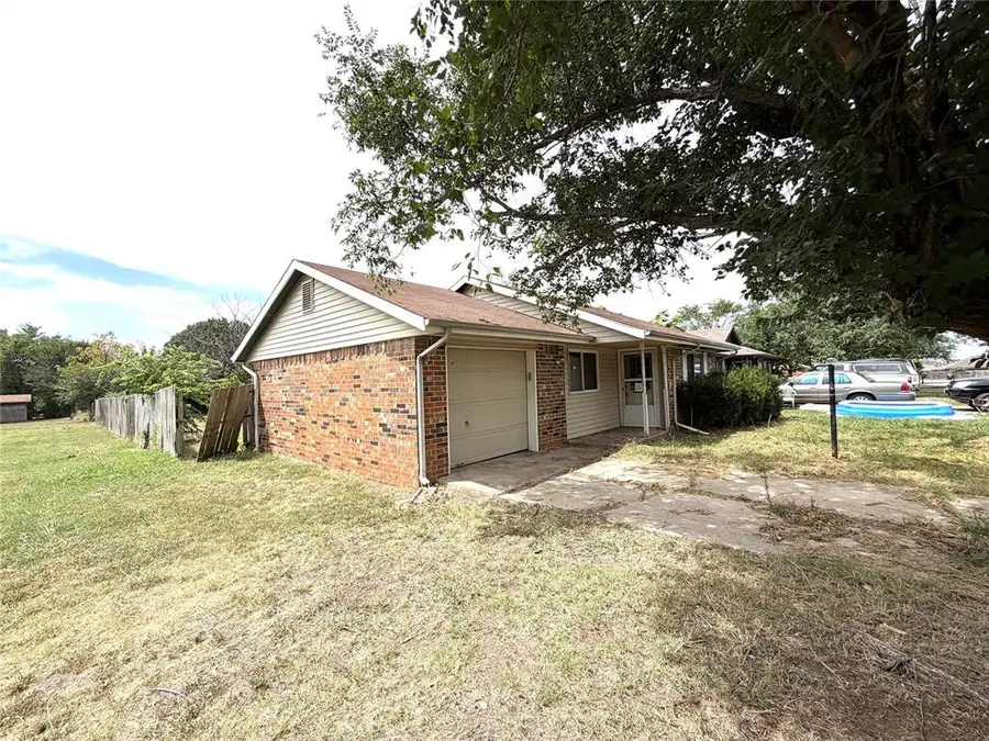 1819 W Midland Street, Shawnee, OK 74804 - #3