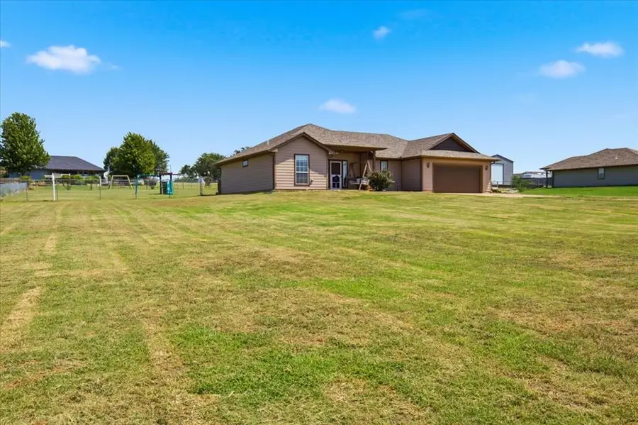 1301 Hillside Terrace, Blanchard, OK 73010 - #2