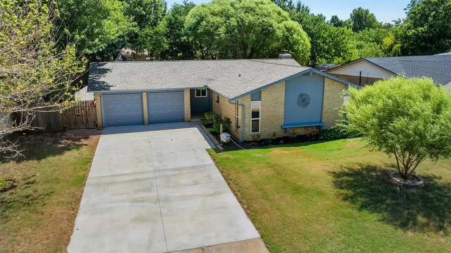 725 Ranchoak Drive, Yukon, OK 73099 - #3