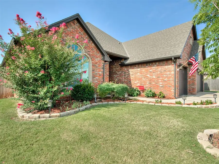 4904 NW 155th Street, Edmond, OK 73013 - #2