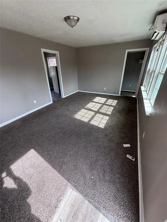 2817 S Bates Avenue, Oklahoma City, OK 73128 - #3