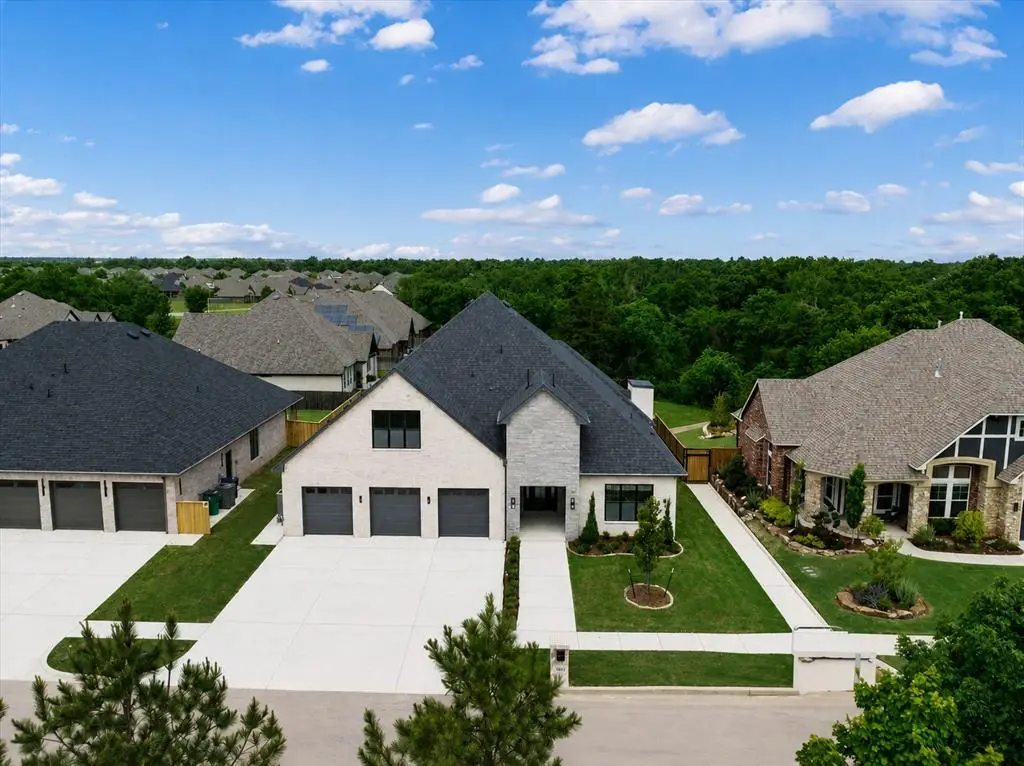10045 SW 27th Street, Yukon, OK 73099 - #1