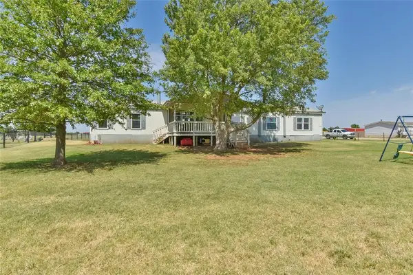 16204 Sunflower Drive, Yukon, OK 73099