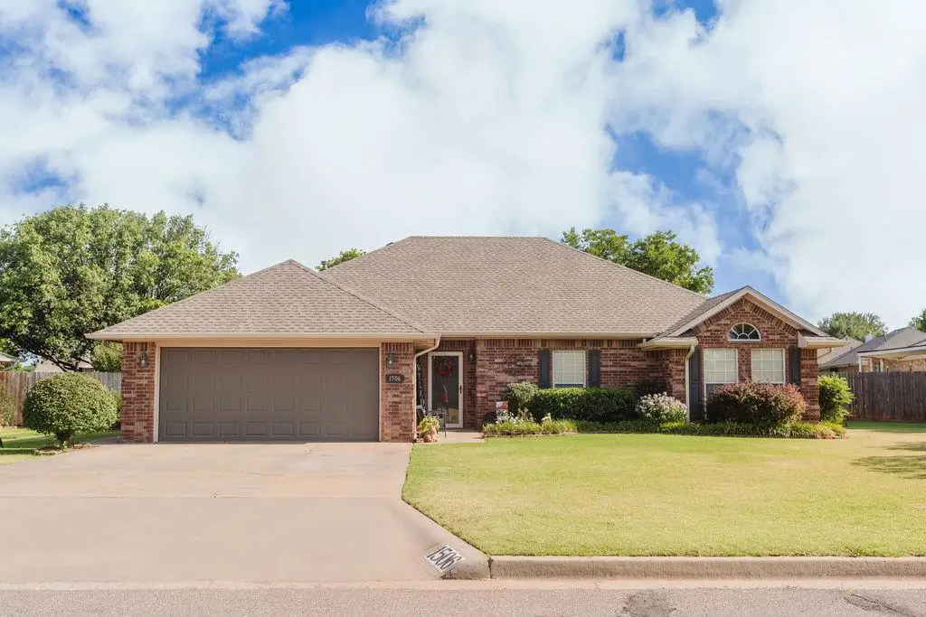 1506 W Debbie Drive, Elk City, OK 73644 - #1
