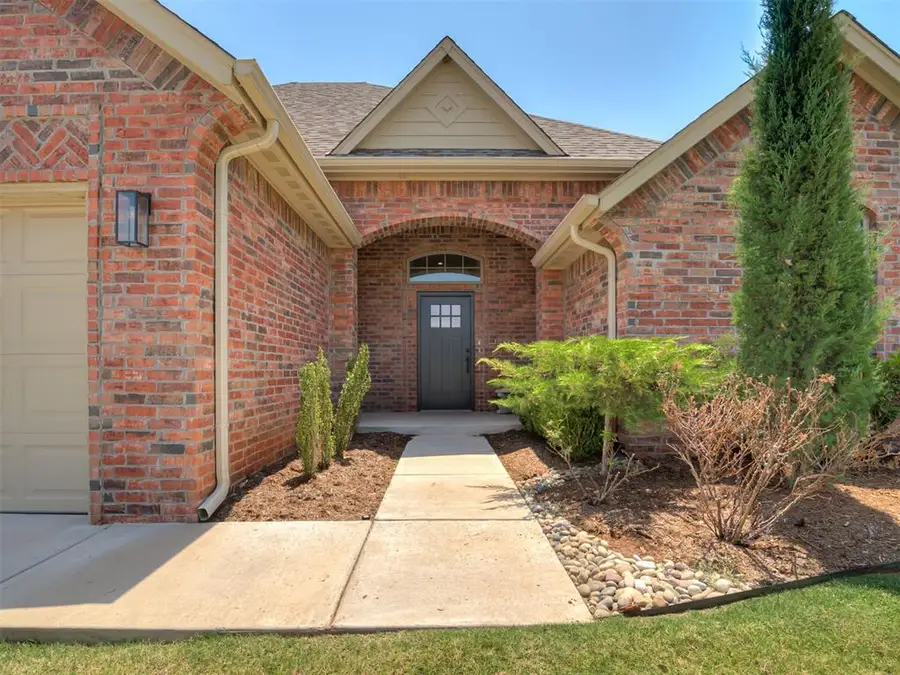 532 Dardanelle Pass, Edmond, OK 73025 - #3