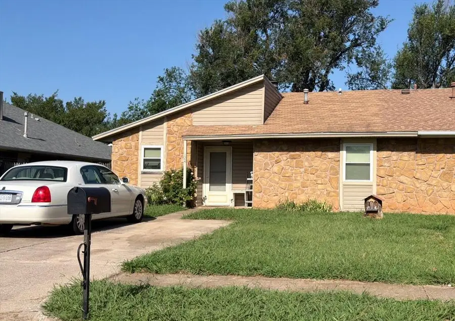 124 Vinita Drive, Norman, OK 73071 - #2