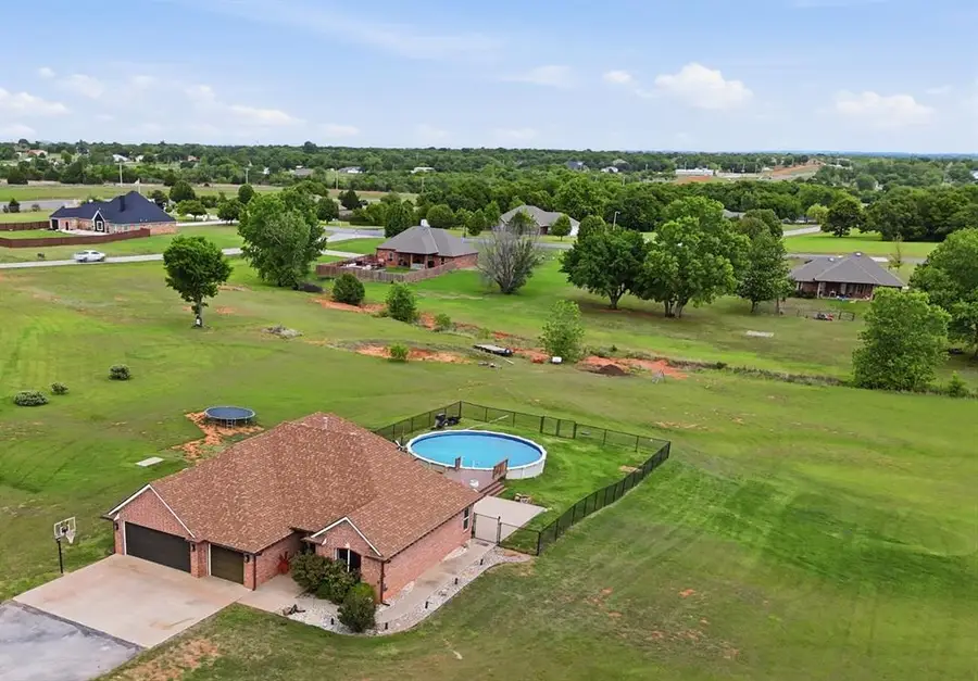 1700 Sandpiper Drive, Blanchard, OK 73010 - #2
