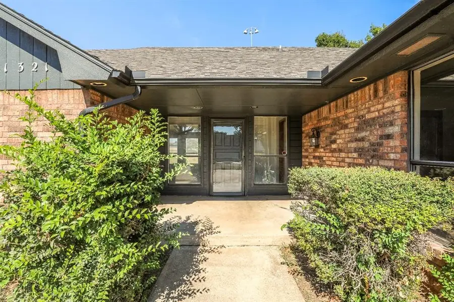 1321 Harding Avenue, Edmond, OK 73034 - #3