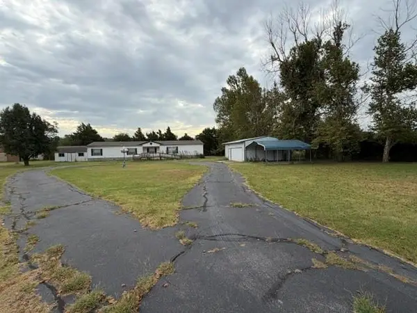 16099 Rolling Hills Road #1/2, Yukon, OK 73099