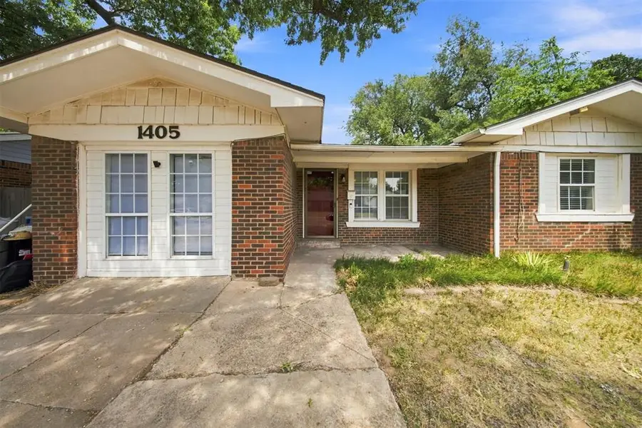 1405 Carlisle Court, The Village, OK 73120 - #2