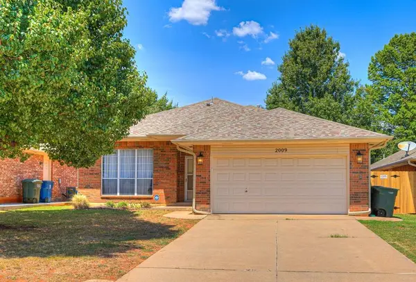 2009 Emerald Brook Court, Edmond, OK 73003