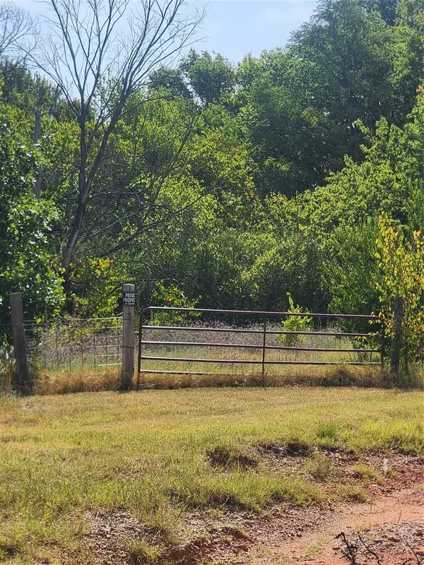8362 Timber Ridge Drive, Newcastle, OK 73065