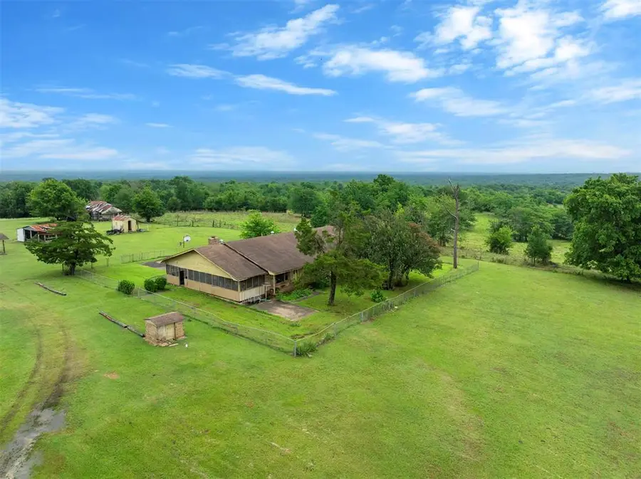 8065 W Us Highway 70, Idabel, OK 74745 - #3