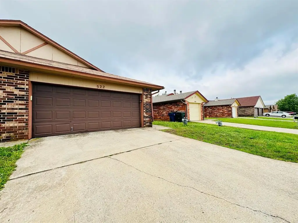 520 Peppertree Lane, Midwest City, OK 73110 - #1
