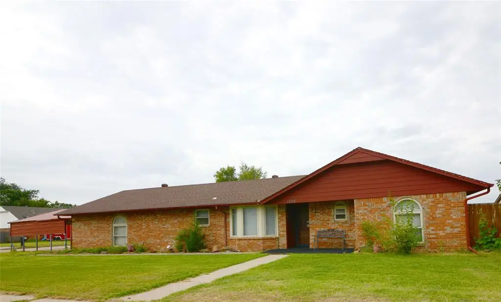 1224 NW 6th Place, Moore, OK 73170 - #1