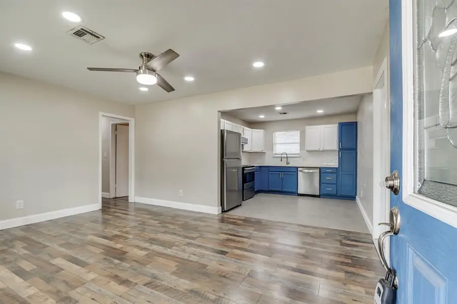 786 NW 1st Street, Moore, OK 73160 - #2