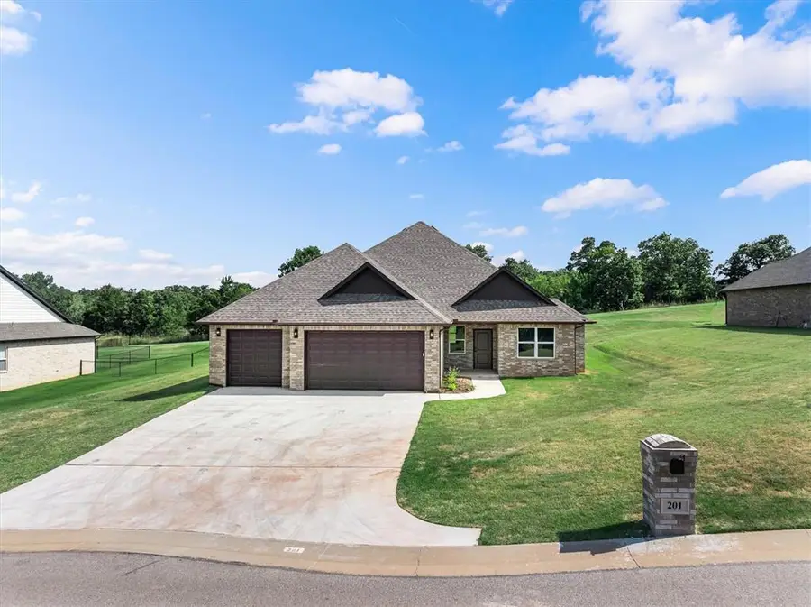 201 Canyon Creek Lane, Guthrie, OK 73044 - #2