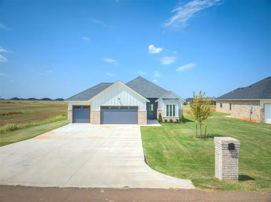 29763 Jade Street, Cashion, OK 73016 - #2