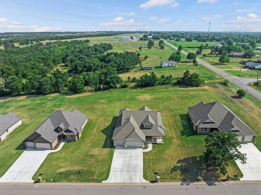 151 Canyon Creek Lane, Guthrie, OK 73044 - #3