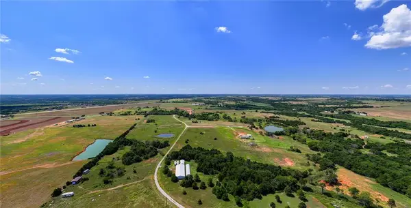 5311 Springfield Drive, Guthrie, OK 73044