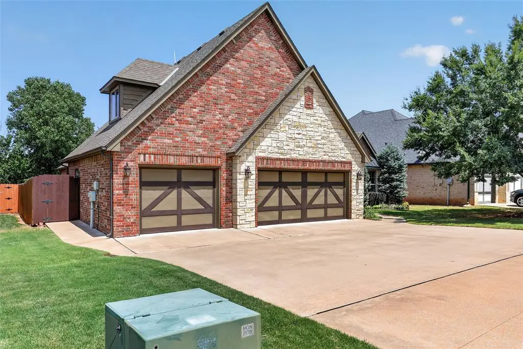 2501 Semillon Way, Edmond, OK 73012 - #1