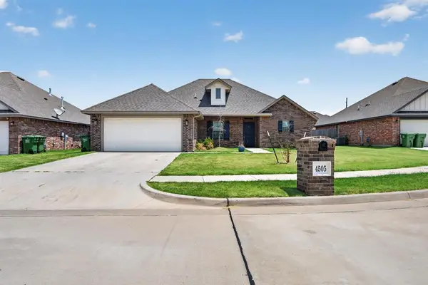 4505 Black Mesa Lane, Yukon, OK 73099