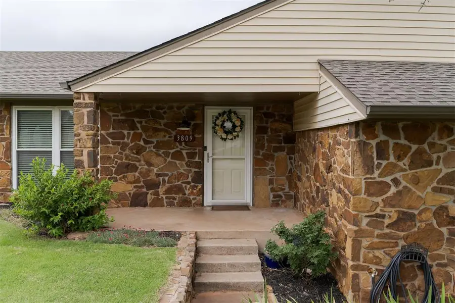 3809 NE 141st Circle, Edmond, OK 73013 - #3