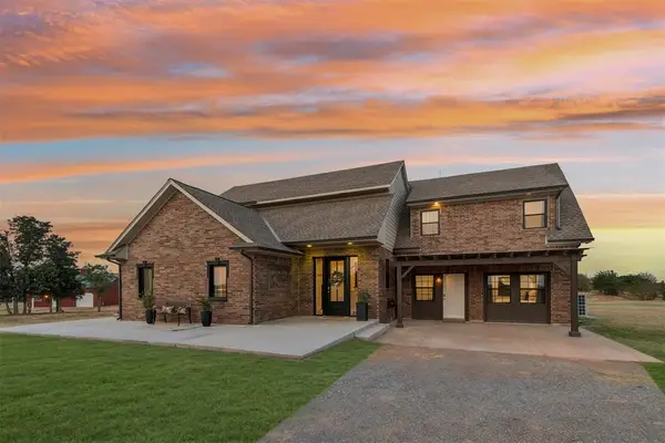 1316 NW Moffat Road, Piedmont, OK 73078