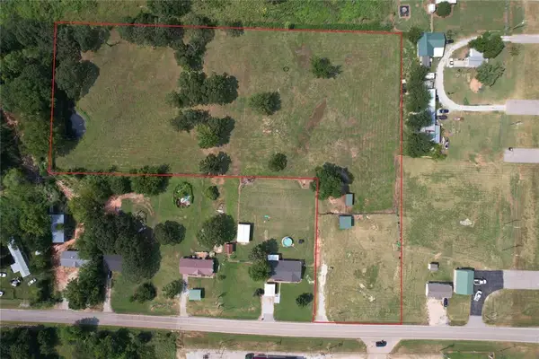 Moccasin Trail, Prague, OK 74864