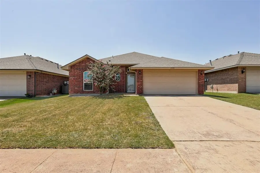 2528 Queenston Avenue, Norman, OK 73071 - #2