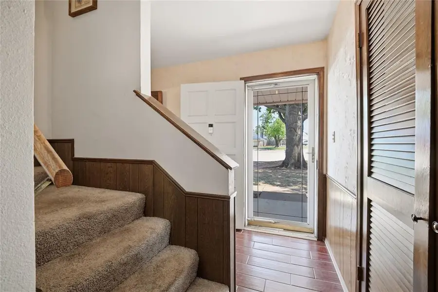 22 Tawana Drive, Shawnee, OK 74804 - #3